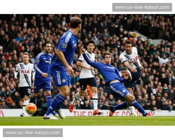 英超狂欢夜：热刺vs埃佛顿直播，谁能在北伦敦的锋芒中杀出重围？